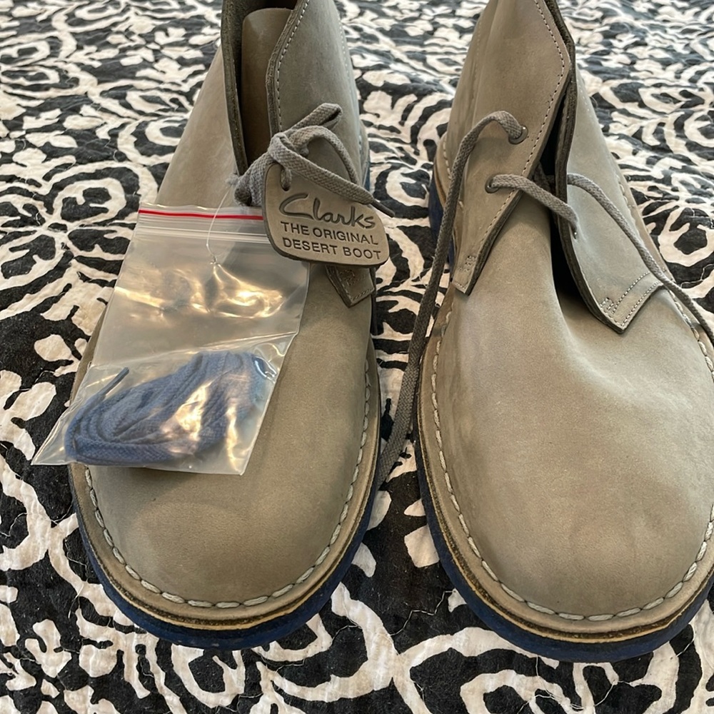 NWOT Mens Clarks Bushacre 2 Chukka Boots, Size 13